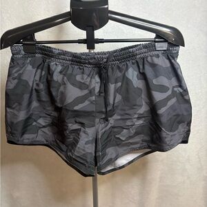 Old Navy Gray Camo Athletic Shorts